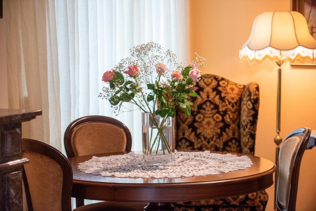 Hector'S Flisvos Apartment Афіни Екстер'єр фото